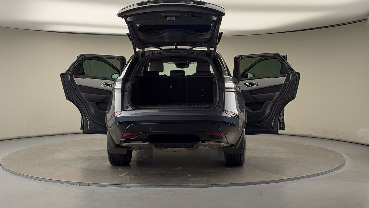 More views of Land Rover Range Rover Velar