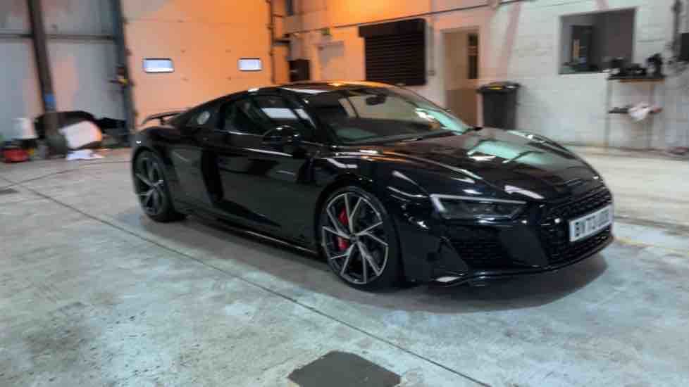More views of Audi R8