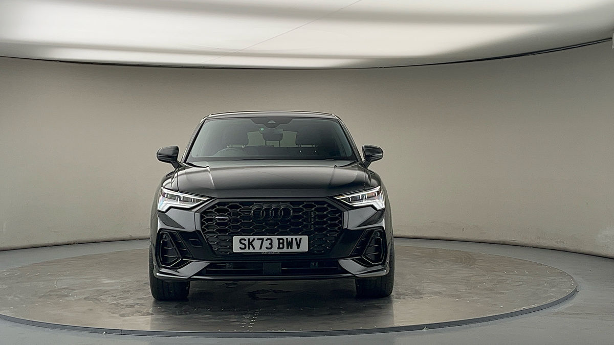 Audi Q3 Image 3