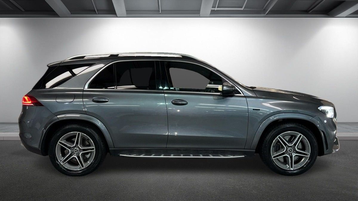 Mercedes-Benz GLE Image 16