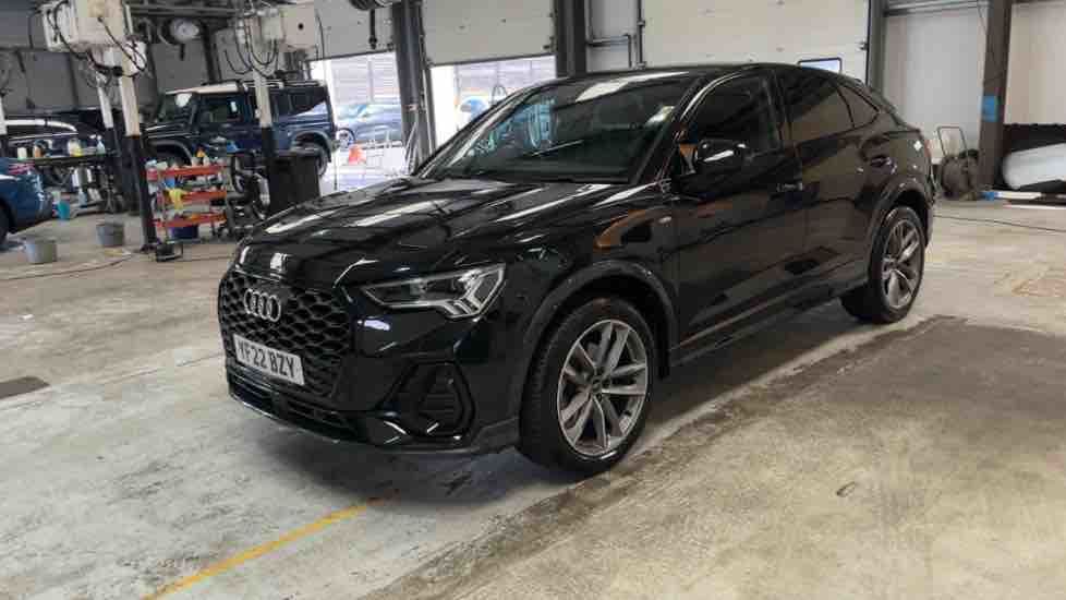 More views of Audi Q3