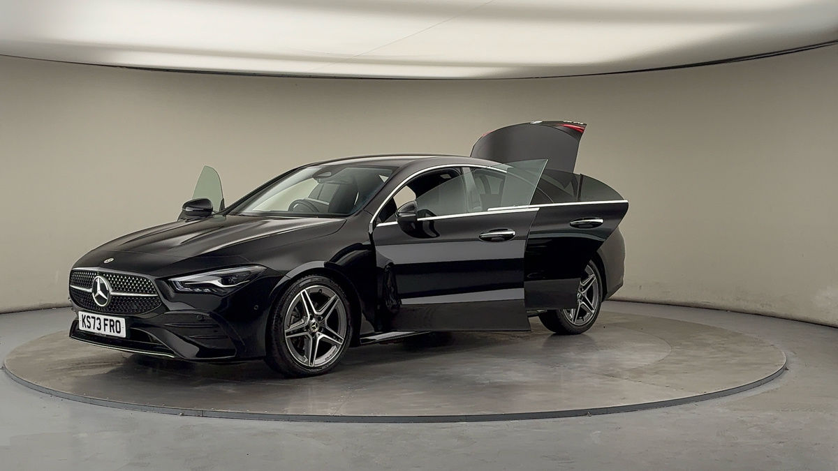 Mercedes-Benz CLA Image 22