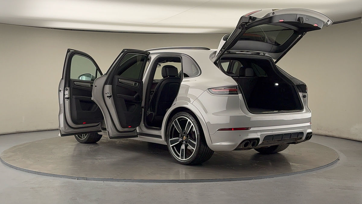 More views of Porsche Cayenne