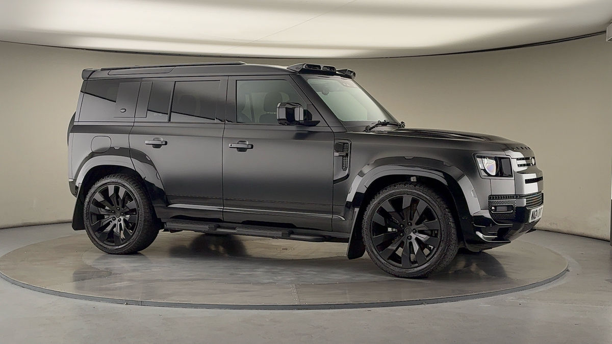 More views of Land Rover Defender 110