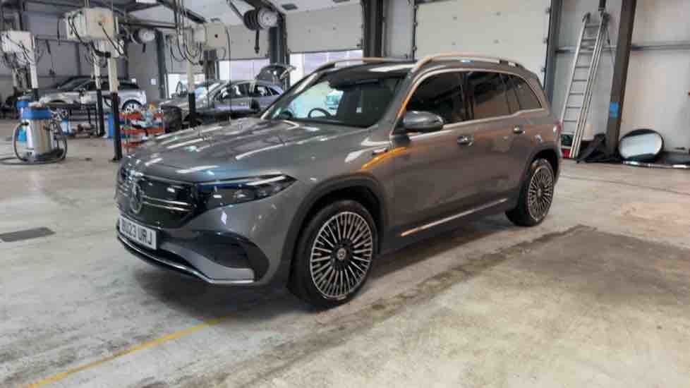 More views of Mercedes-Benz EQB