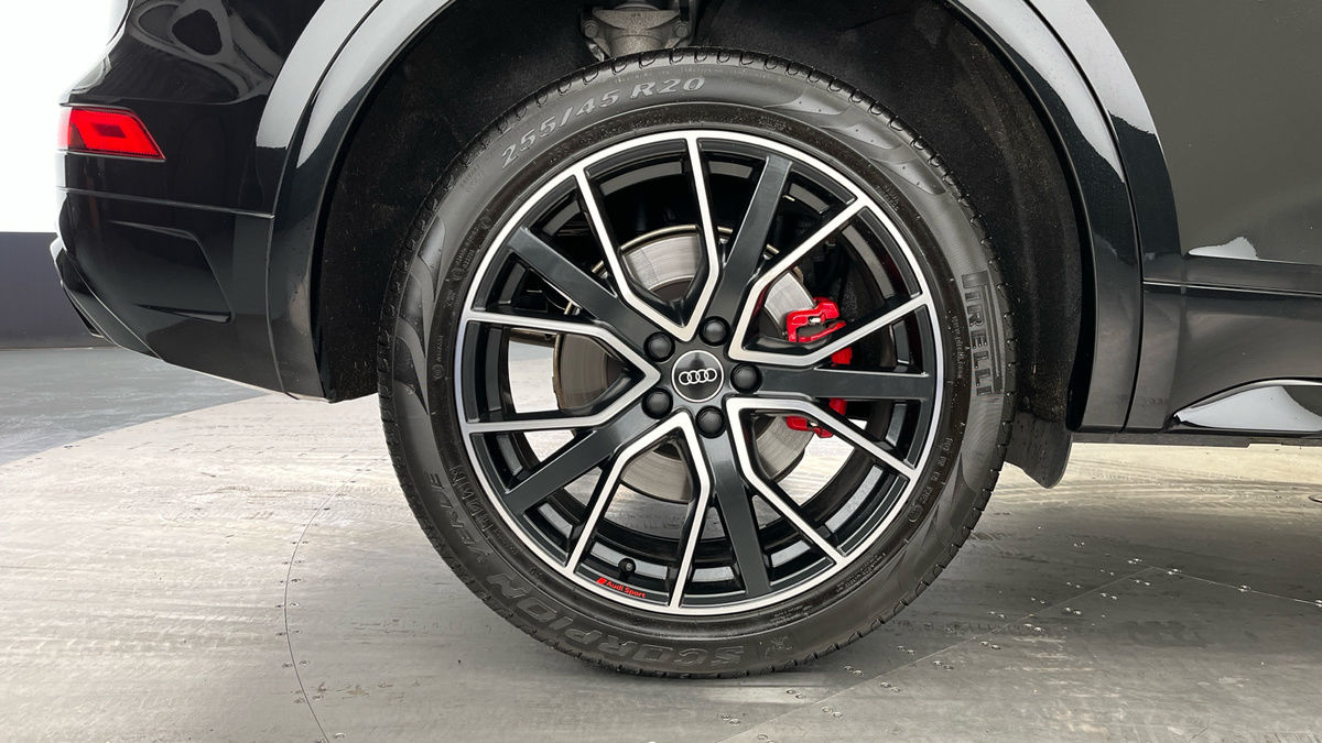 Audi Q5 Image 10