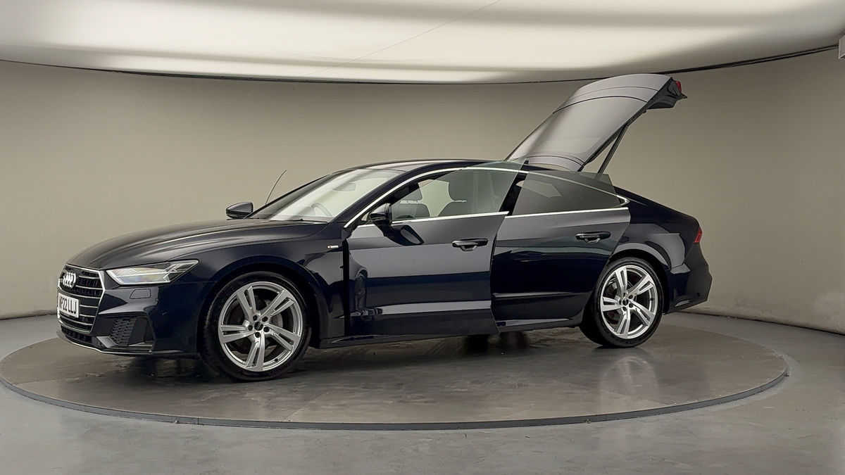 More views of Audi A7