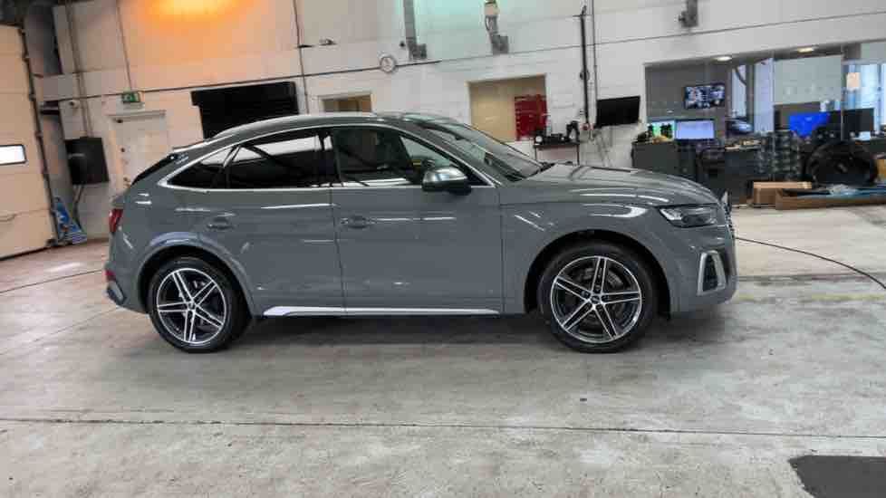 More views of Audi SQ5