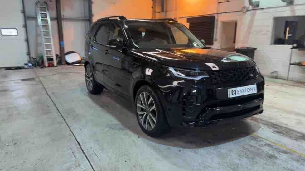 More views of Land Rover Discovery