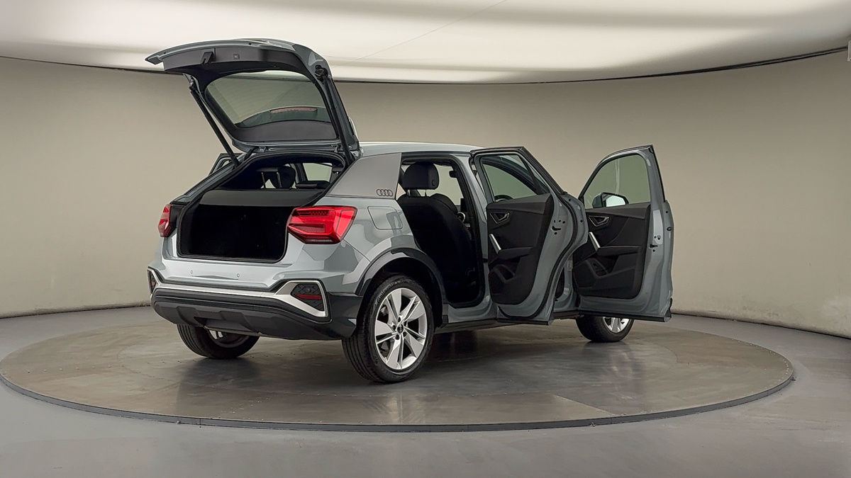 More views of Audi Q2