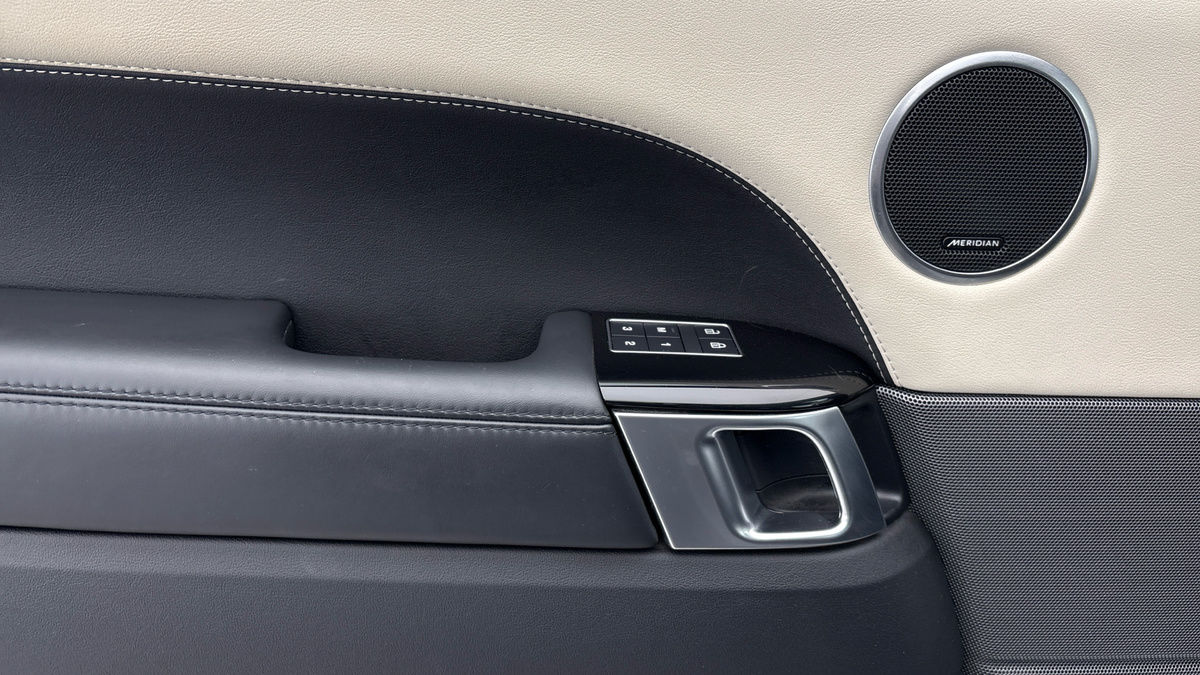 Land Rover Range Rover Sport Image 19