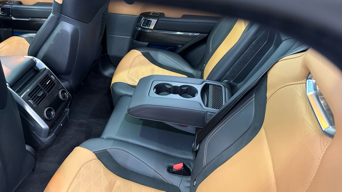 Land Rover Range Rover Sport Image 9