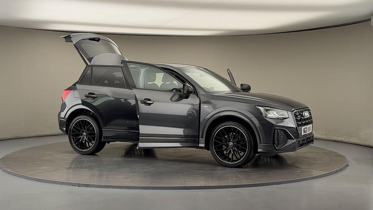 More views of Audi Q2