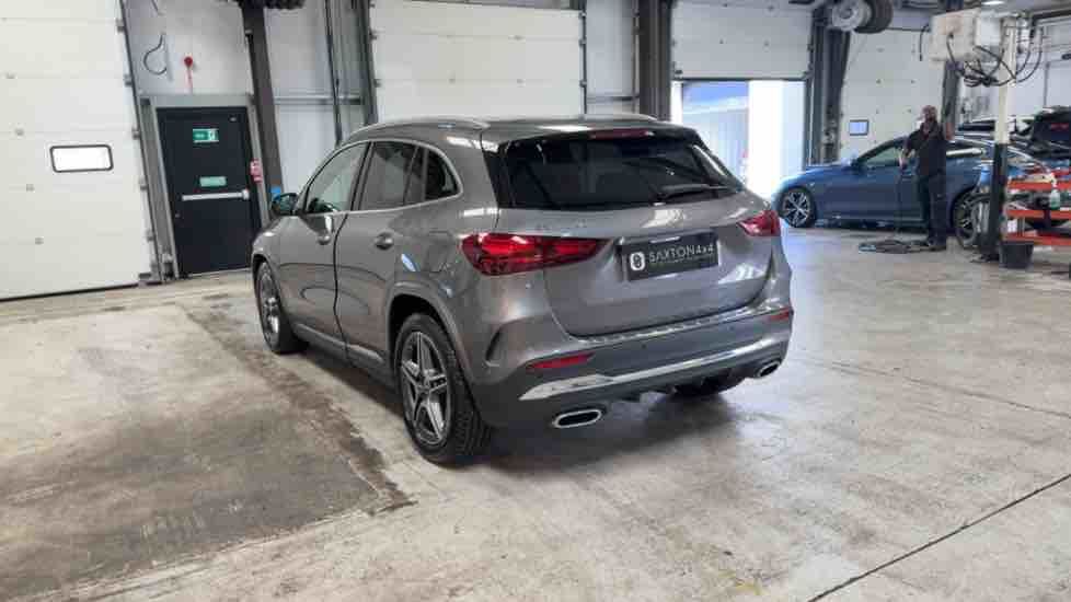 More views of Mercedes-Benz GLA