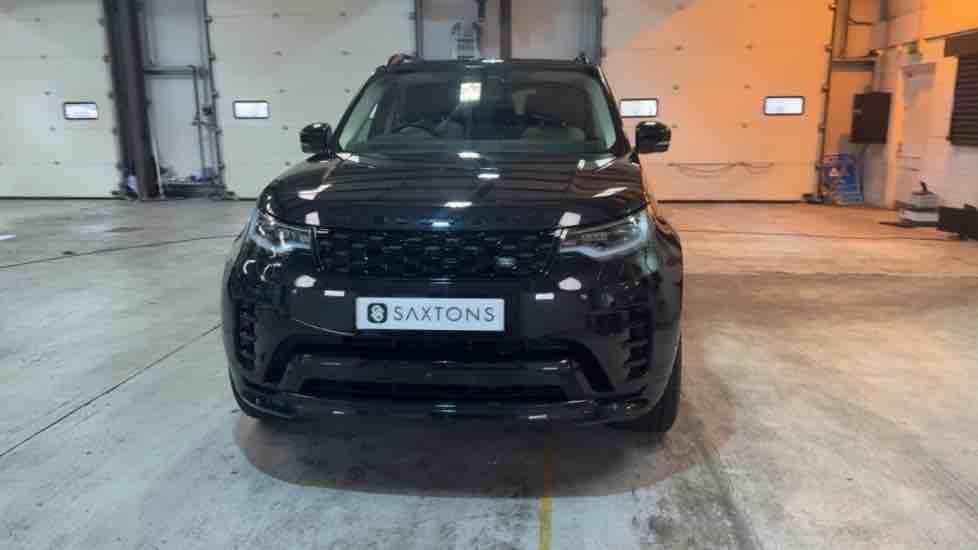 More views of Land Rover Discovery