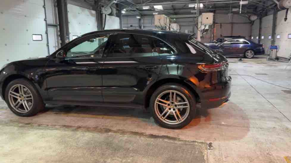 More views of Porsche Macan