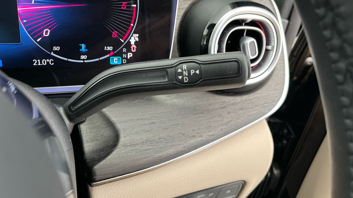 Mercedes-Benz V Class Image 6