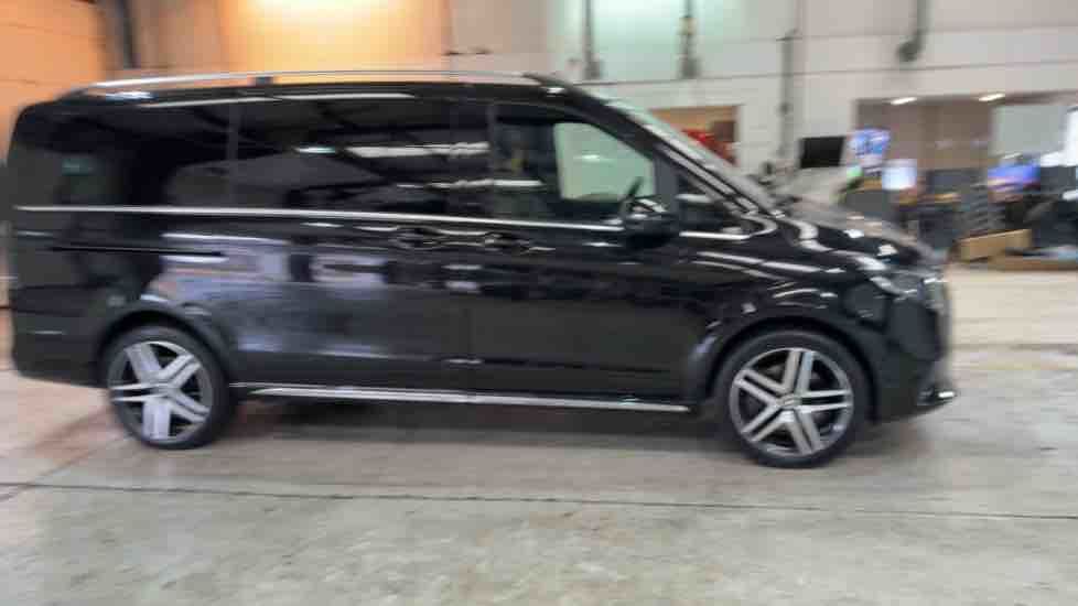 More views of Mercedes-Benz V Class