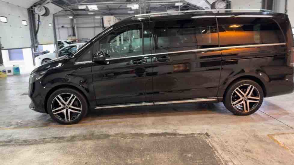 More views of Mercedes-Benz V Class