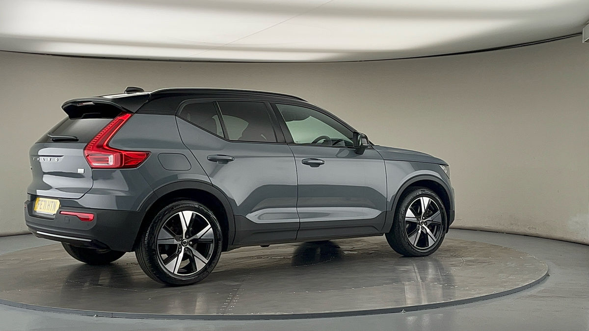 More views of Volvo XC40