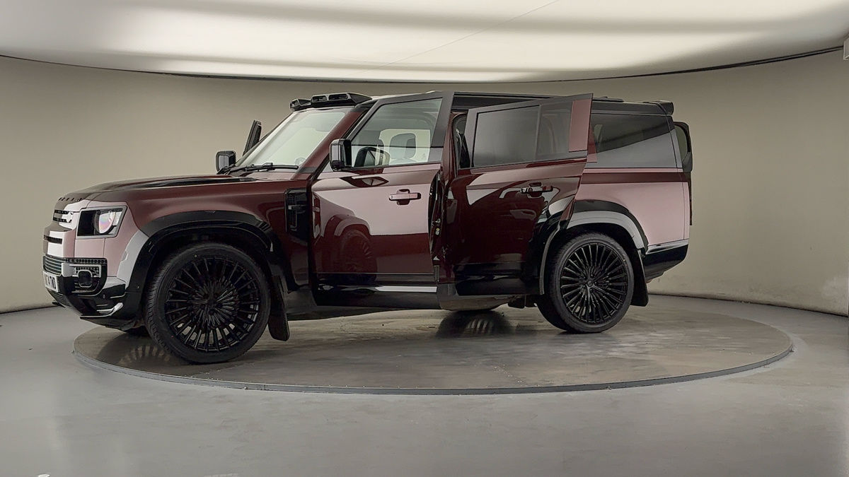More views of Land Rover Defender 130