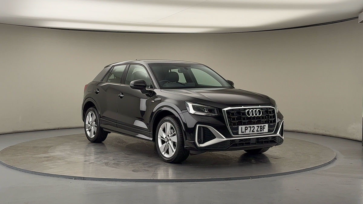 Audi Q2 Sticky Header Image