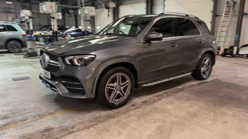 More views of Mercedes-Benz GLE