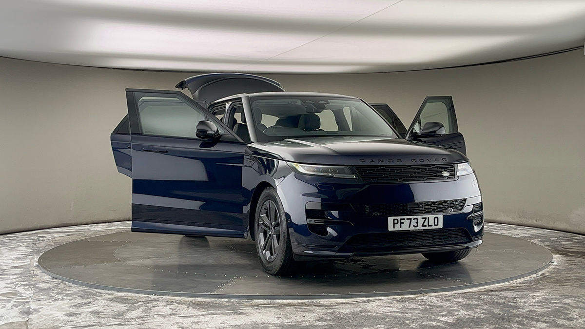 More views of Land Rover Range Rover Sport