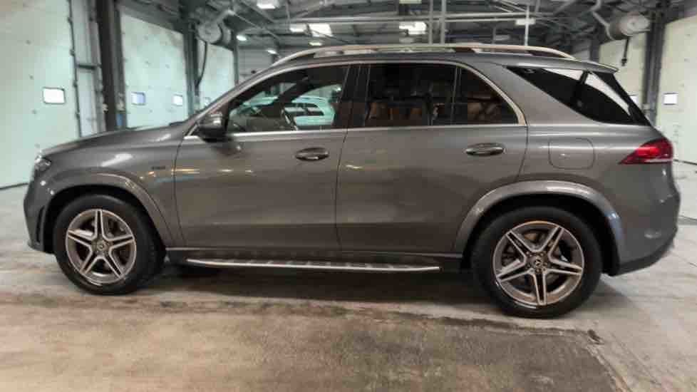 More views of Mercedes-Benz GLE