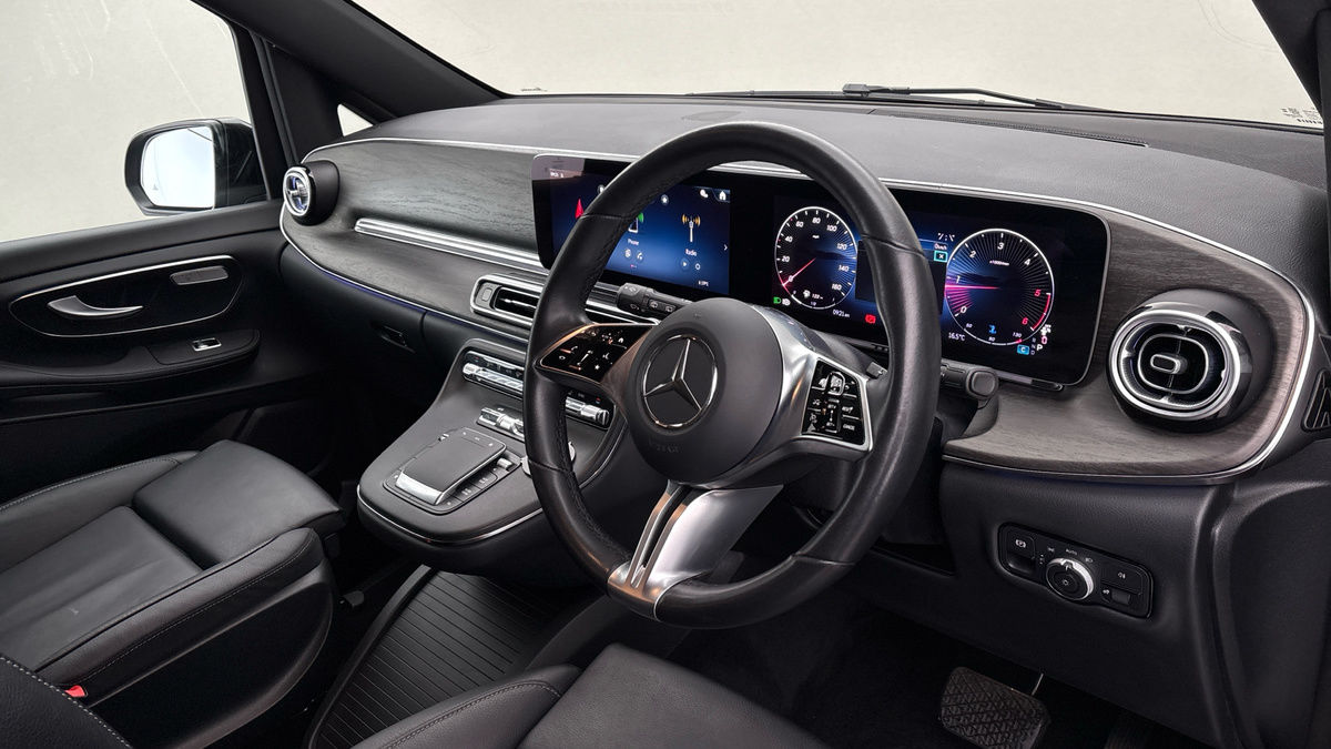 Mercedes-Benz V Class Image 5