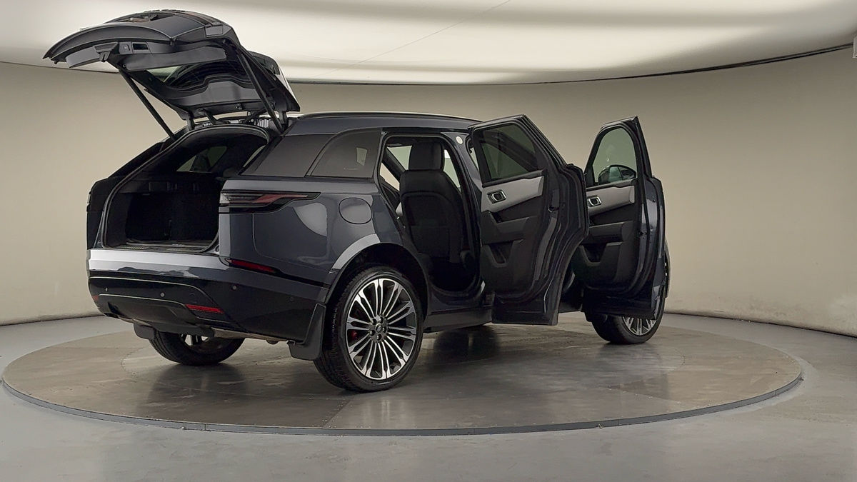 More views of Land Rover Range Rover Velar