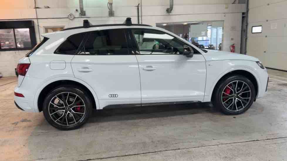 More views of Audi Q5
