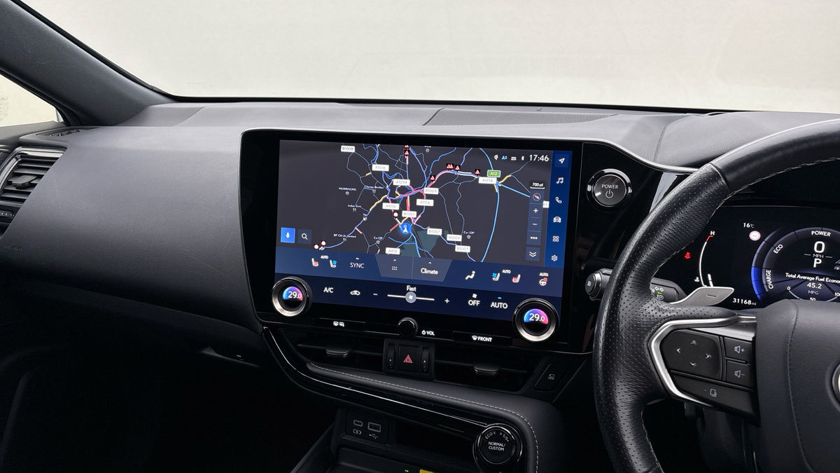 Lexus NX Image 17