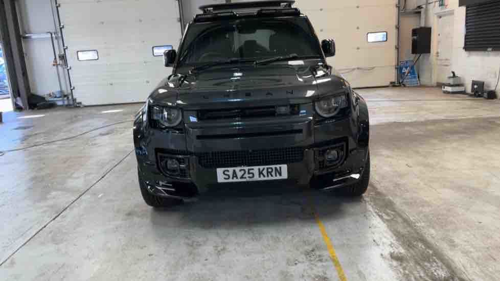 More views of Land Rover Defender 110