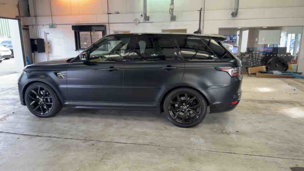 More views of Land Rover Range Rover Sport