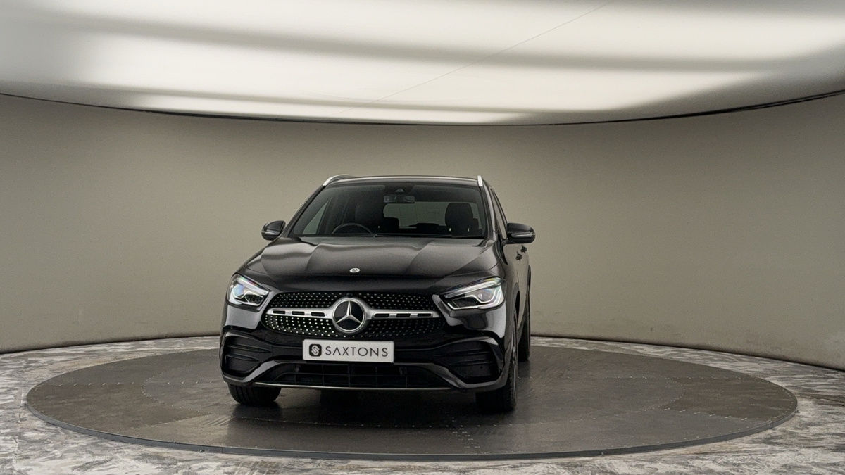 More views of Mercedes-Benz GLA