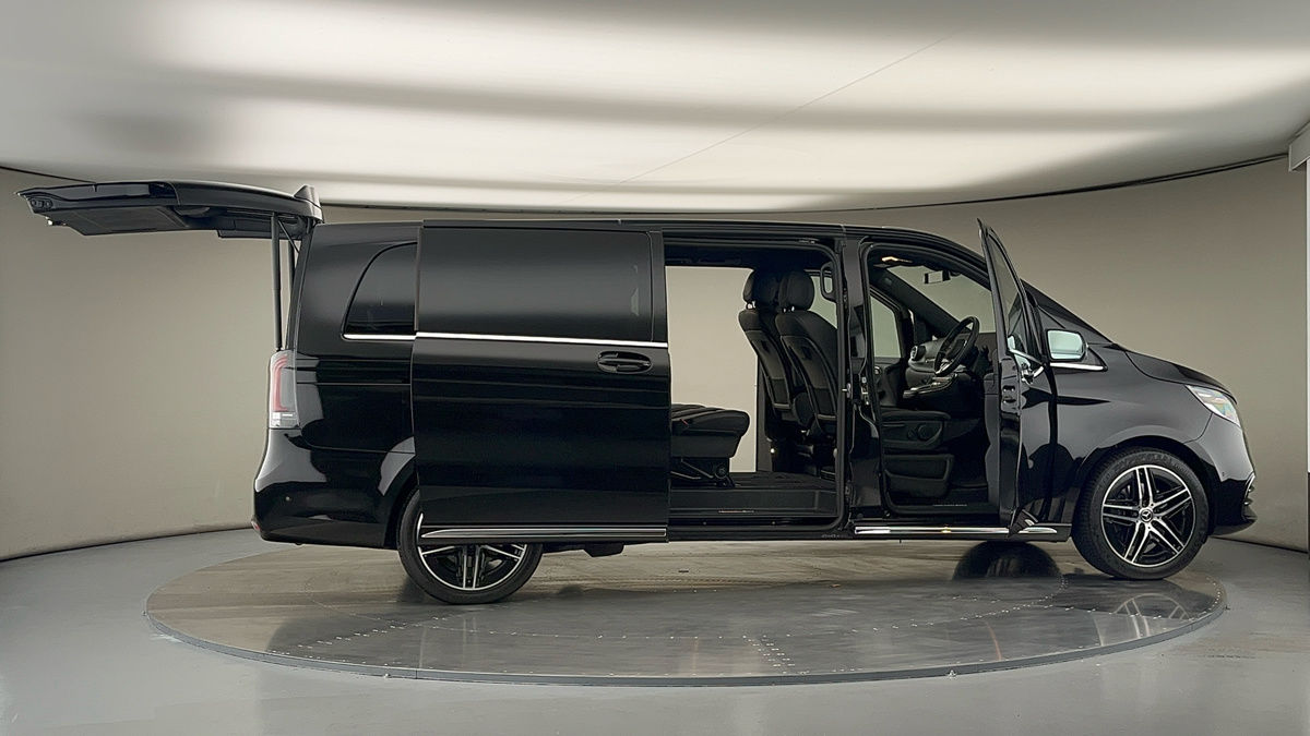 More views of Mercedes-Benz V Class