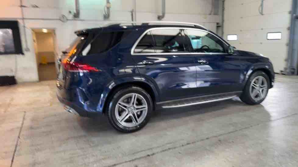 More views of Mercedes-Benz GLE