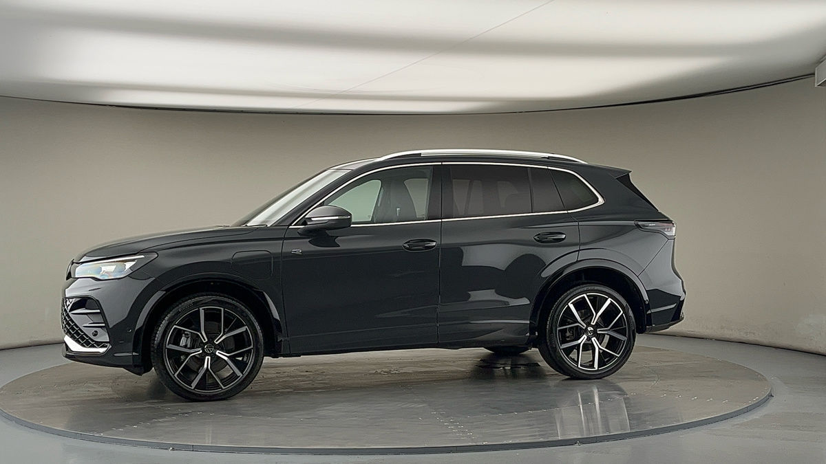 More views of Volkswagen Tiguan