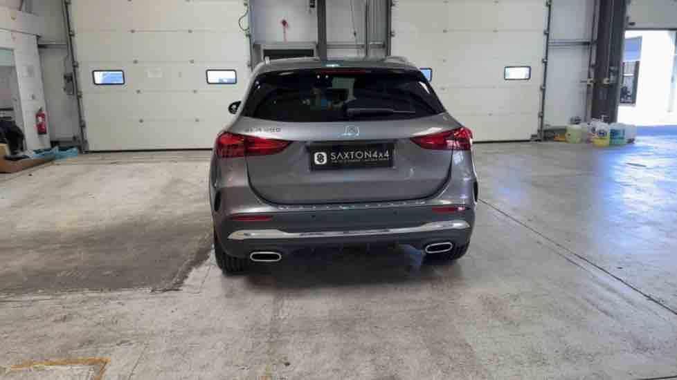 More views of Mercedes-Benz GLA