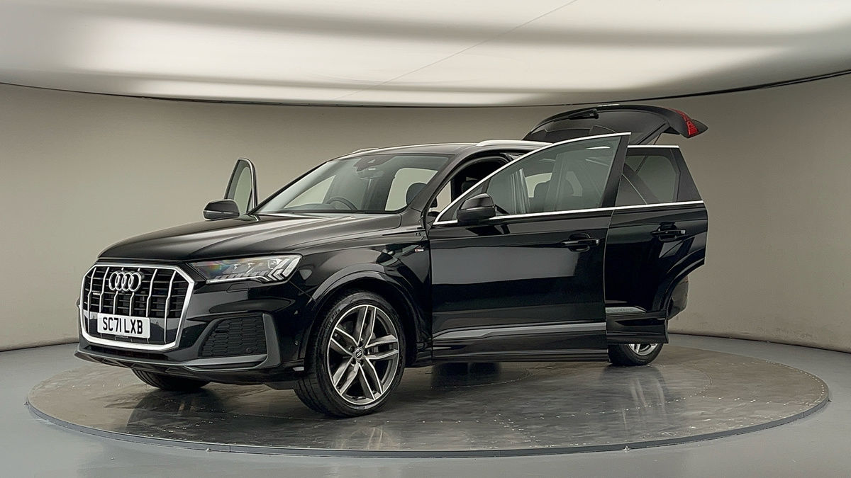 Audi Q7 Image 22