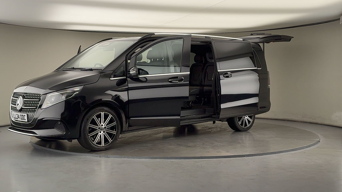 Mercedes-Benz V Class Image 22