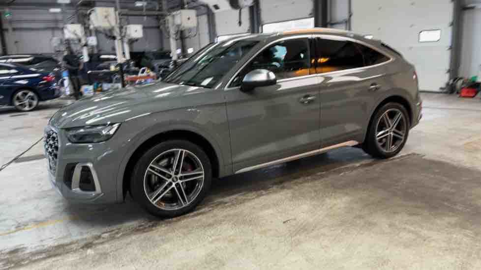 More views of Audi SQ5