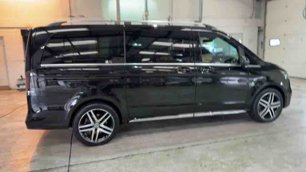 More views of Mercedes-Benz V Class