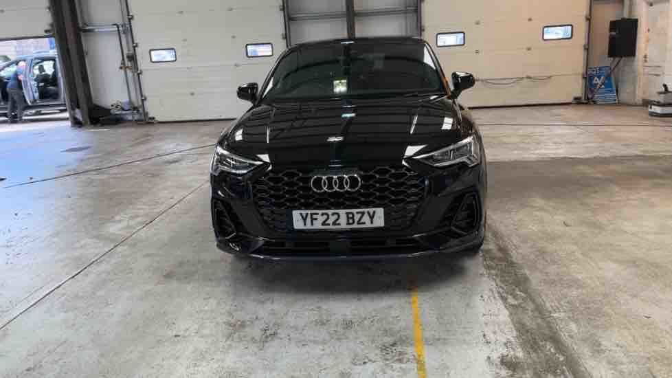 More views of Audi Q3