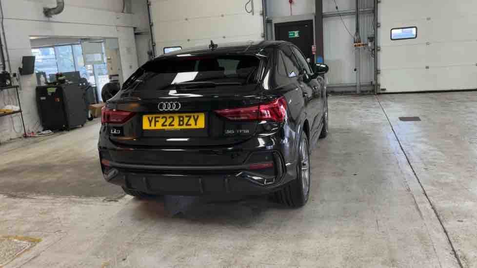 More views of Audi Q3