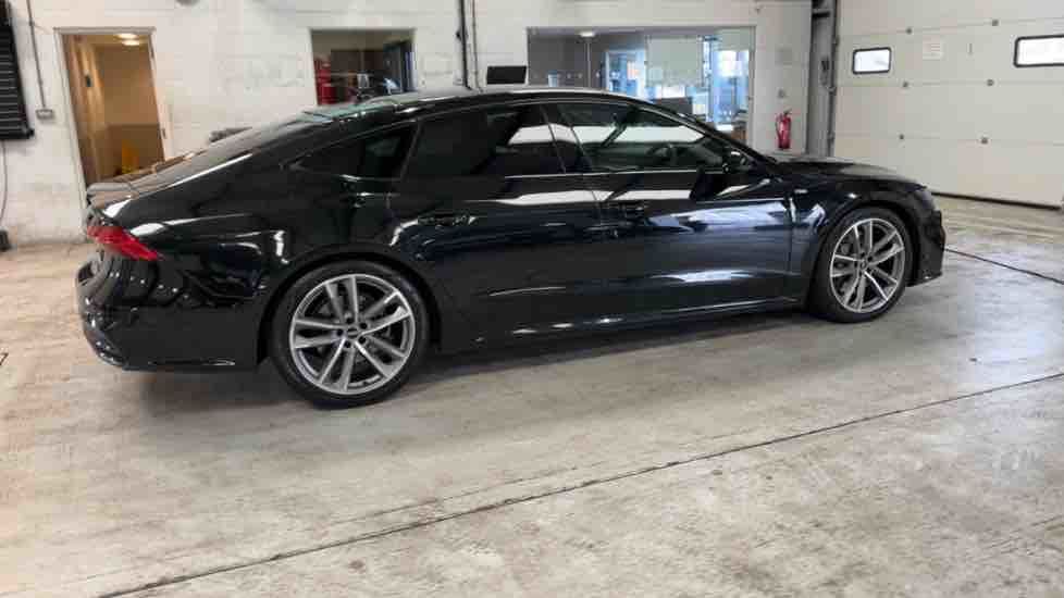 More views of Audi A7