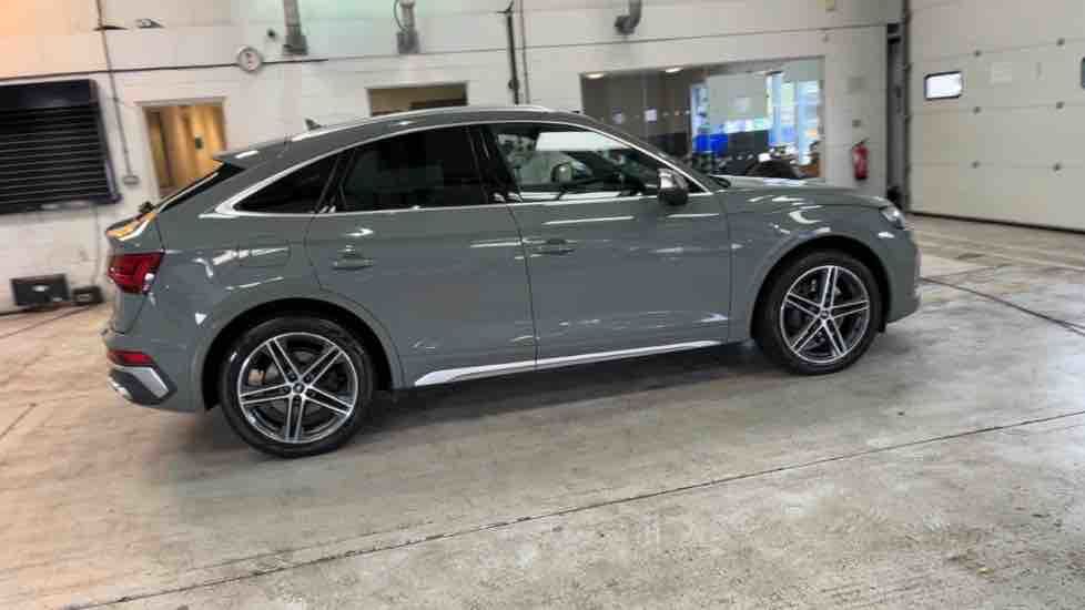 More views of Audi SQ5