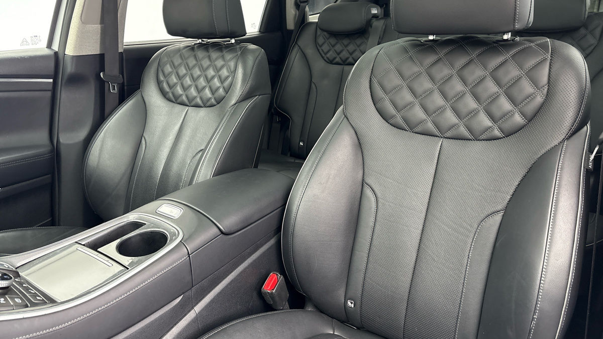 Hyundai Santa Fe Image 7