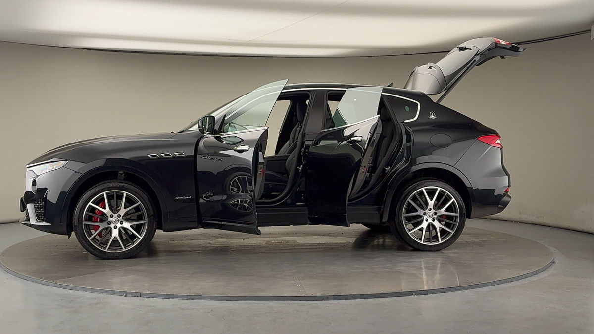 More views of Maserati Levante